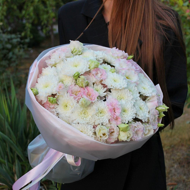 Букет с эустомой и хризантемой «Алтай» - изображение 2