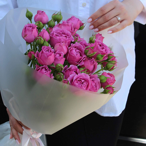 Букет из 5 веток пионовидной розы Мисти Баблс - изображение 2