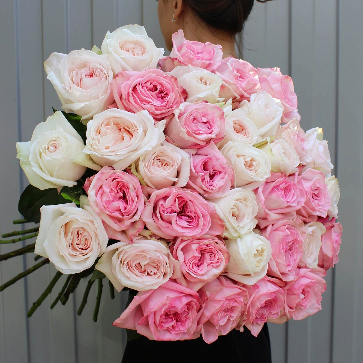 Букет из 35 ароматных  роз Охара