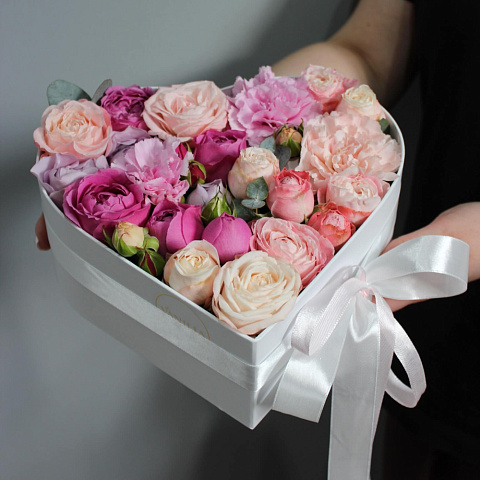 Цветы в коробке «Весна» - изображение 2
