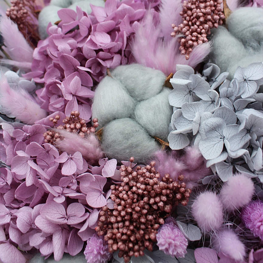 Цилиндр с сухоцветами интерьерный