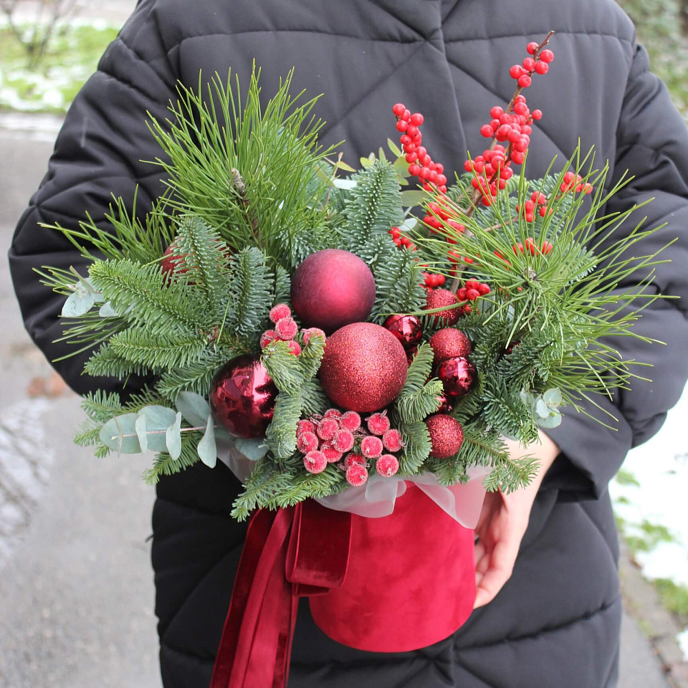 Композиция в боксе "Илекс"