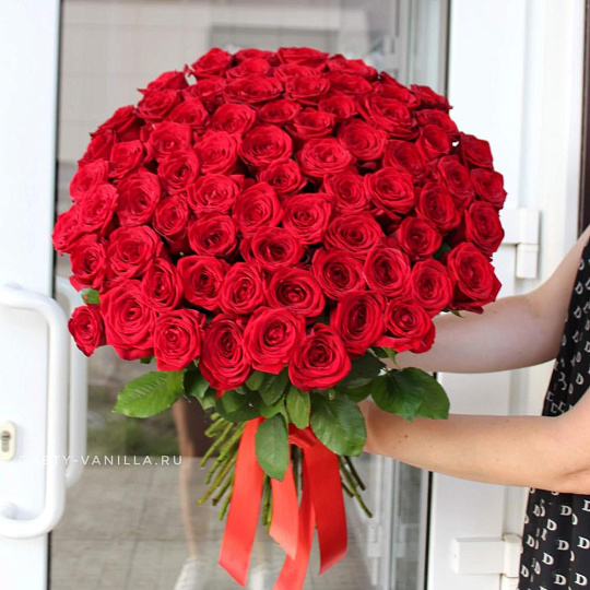 Букет из 71 красной розы - изображение 2
