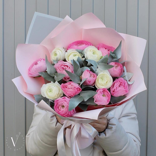 Букет с ранункулюсами - изображение 2