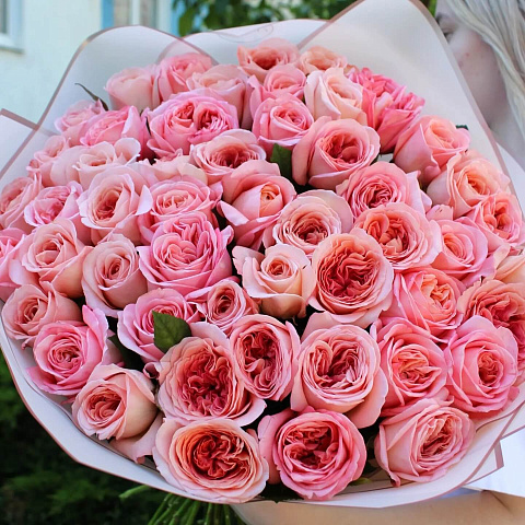 Цветы в больницу: Букет из 51 пионовидной розы Лондон Ай