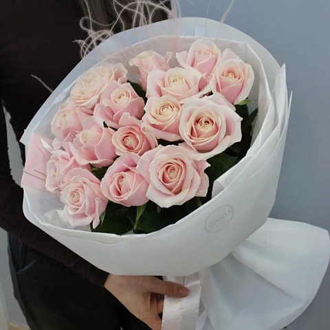 Букет из 15 нежных роз 50 см - изображение 2