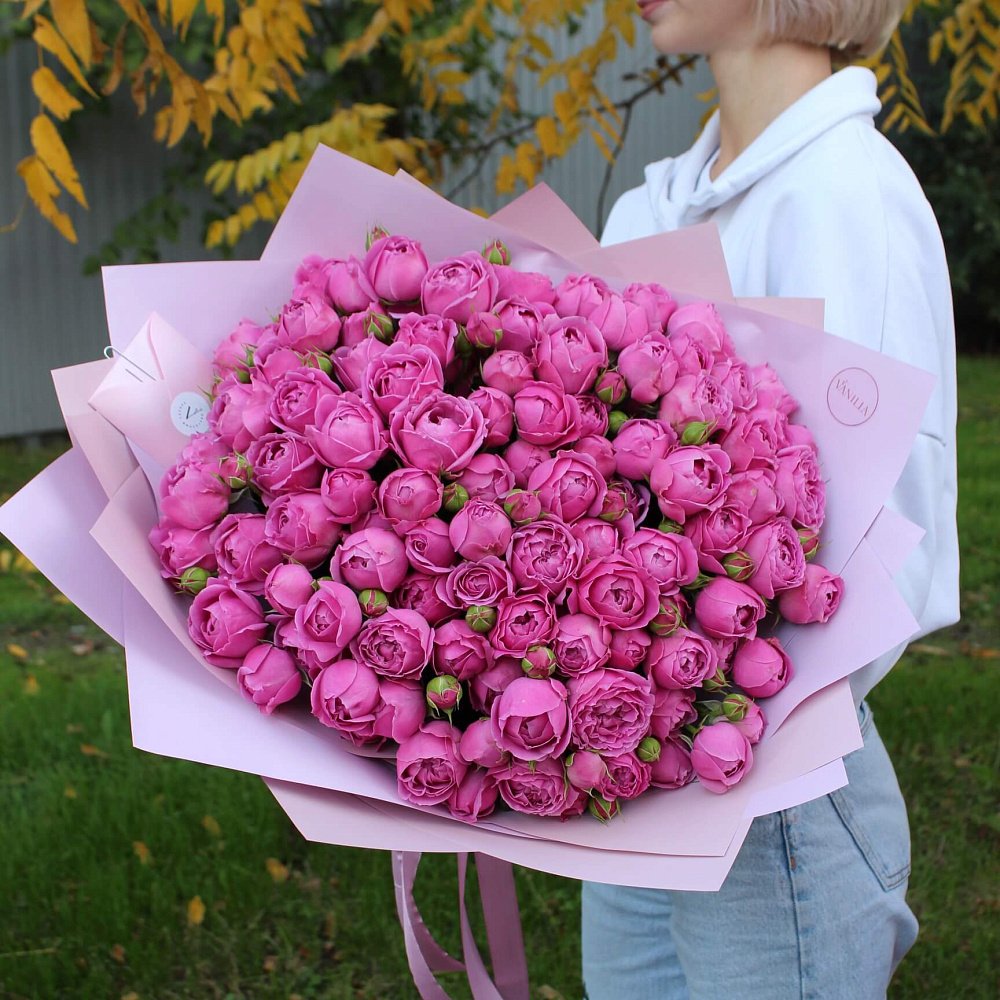 25 кустовых пионовидных роз 50 см