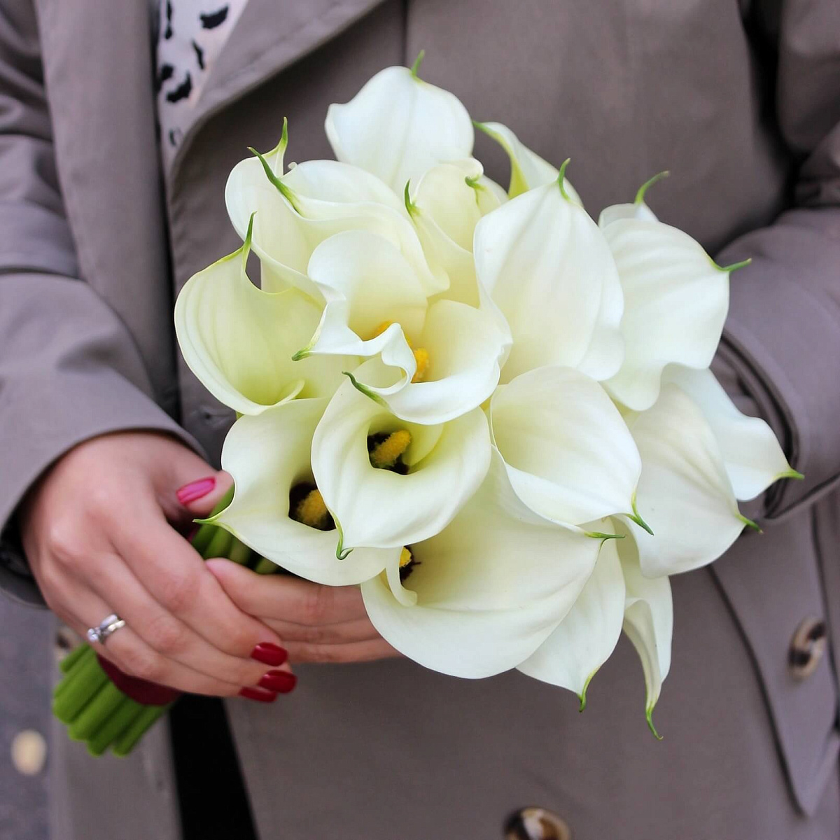 Свадебный букет с каллами "Невеста"