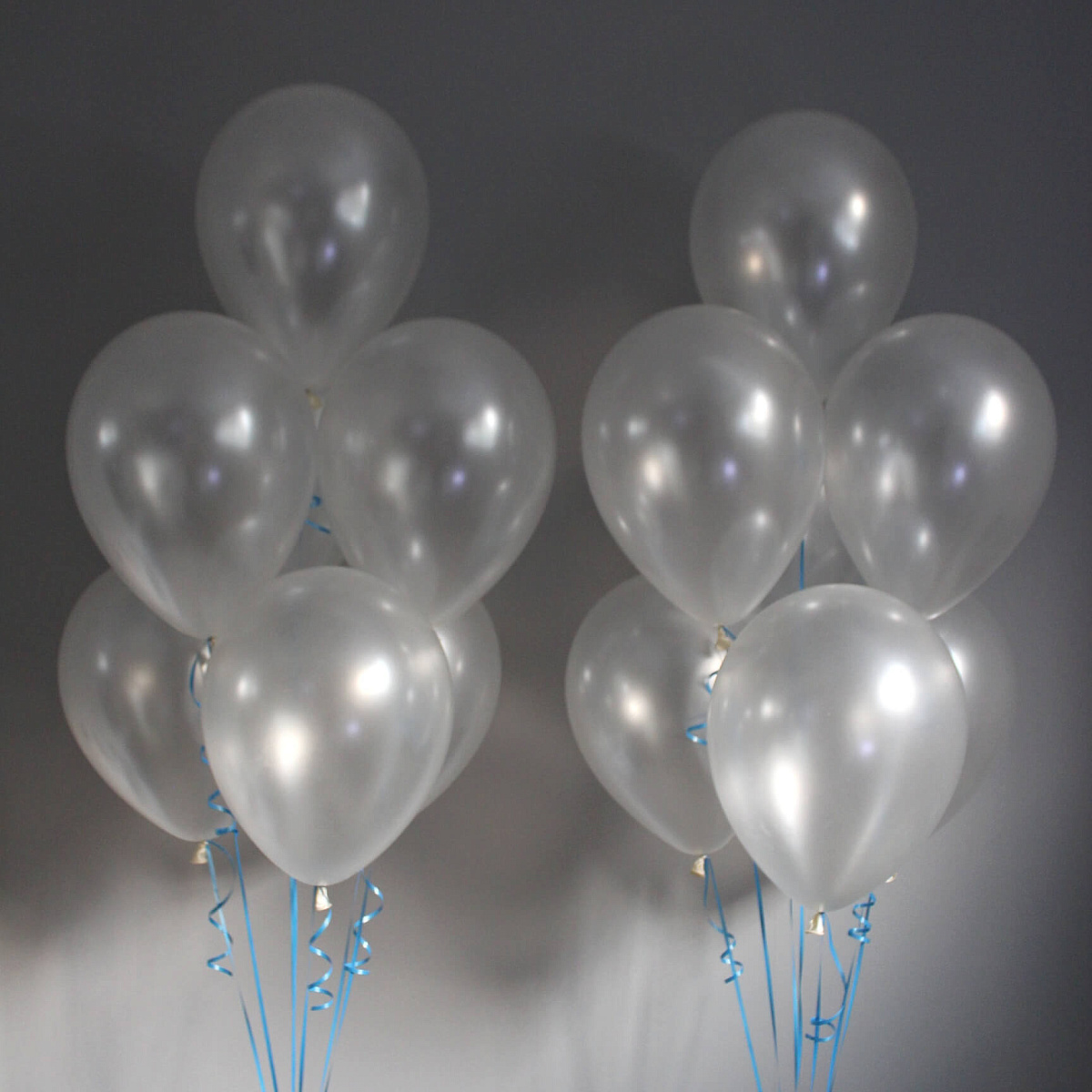 Связки белых шаров