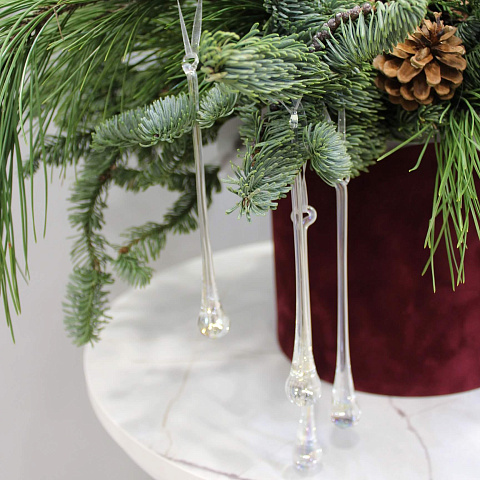 Новогодние композиции с цветами: Новогоднее кашпо 