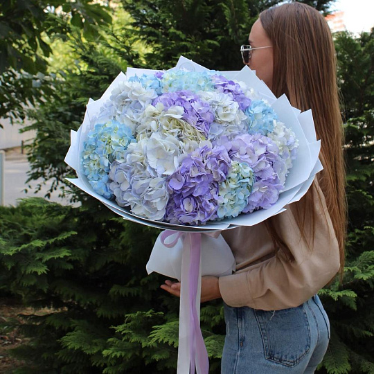 Букет из гортензий Микс цветов - изображение 2