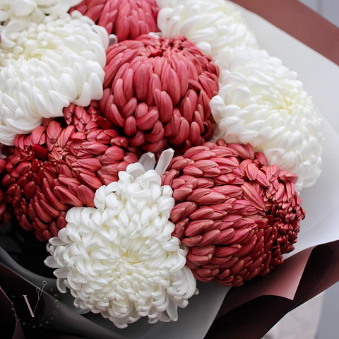 Разноцветные букеты: Букет из хризантем разных цветов