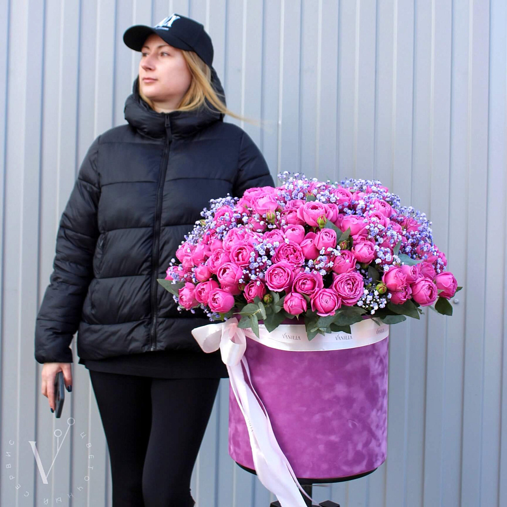 шляпная коробка с цветами vip