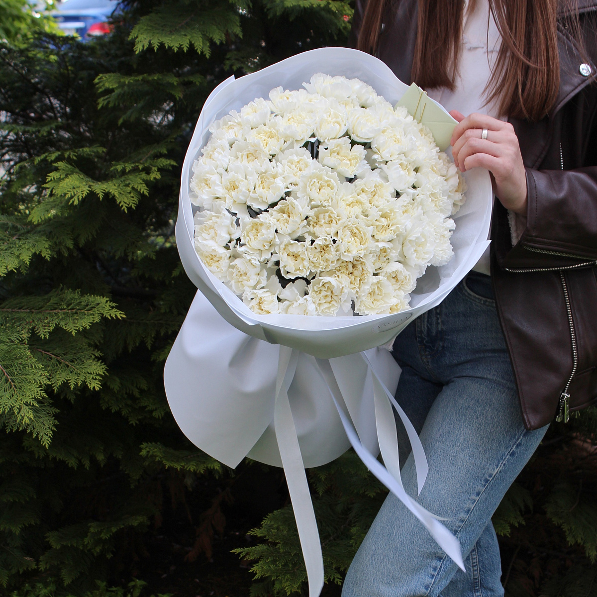 Букет из белых диантусов