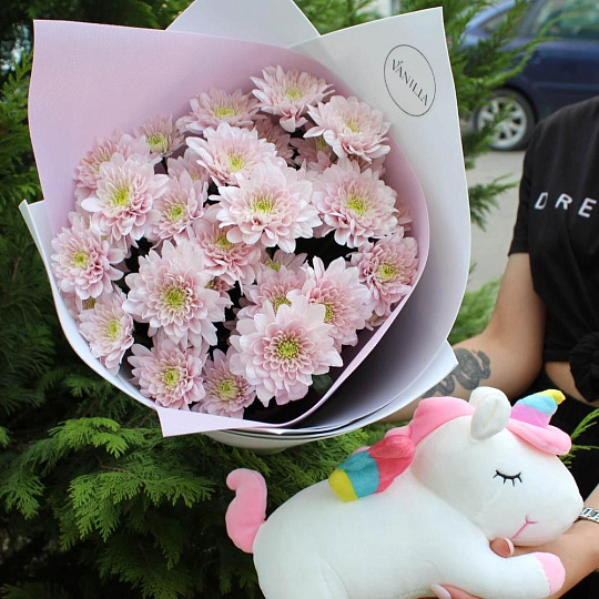 Набор из букета с хризантемой и игрушкой - изображение 2