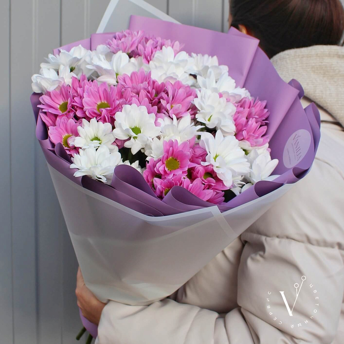 9 веток ромашковой хризантемы