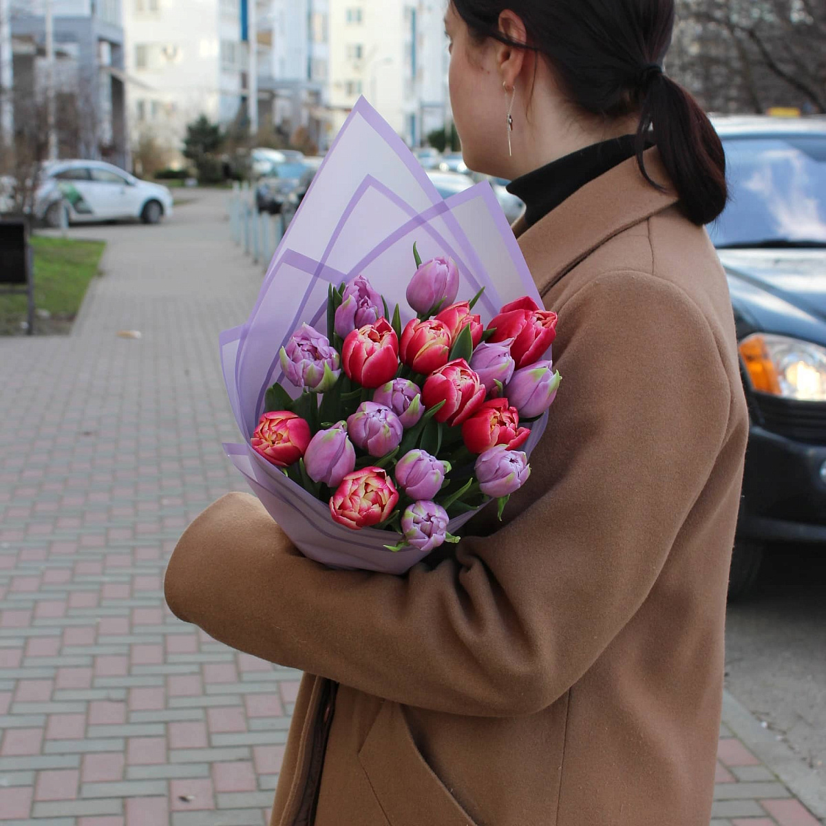 Букет из 19 пионовидных тюльпанов микс
