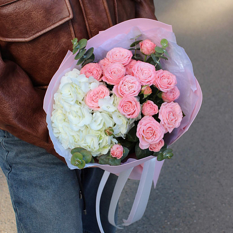 Миксбукеты  цветов с доставкой: Авторский букет Summer