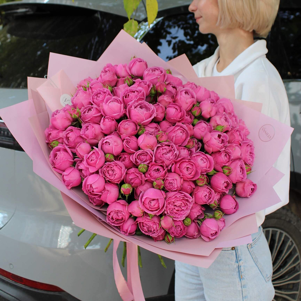 25 кустовых пионовидных роз 50 см