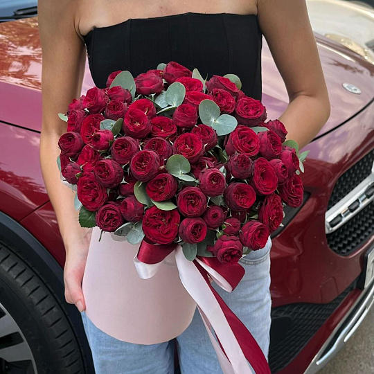 красные розы в цилиндре - изображение 2