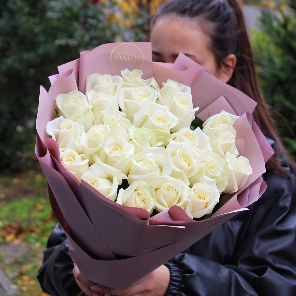 Букет из 25 роз Avalanche