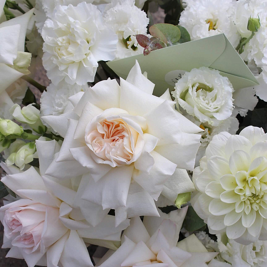 Стильная корзина "Нежность"