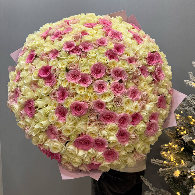 Букет из 301 розы микс 70 см - изображение 2