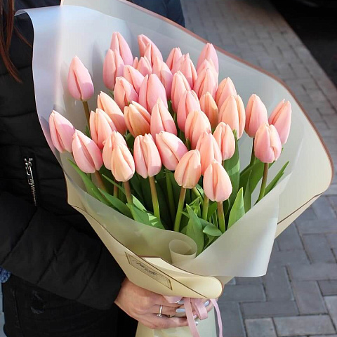 39 тюльпанов лососевого цвета - изображение 2