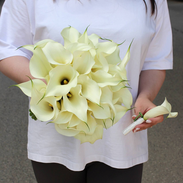 Букет из белых калл "Незабываемое торжество" - изображение 2