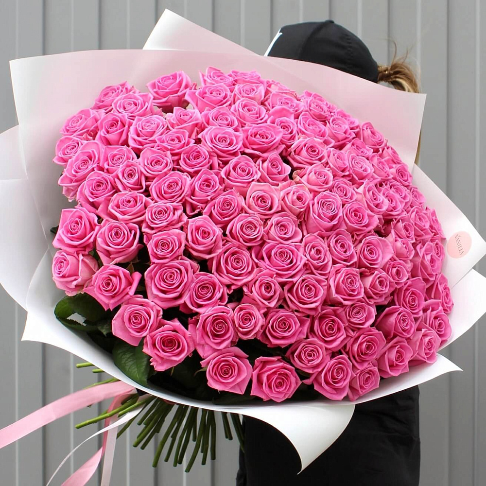 Букет из 101 розовой розы 