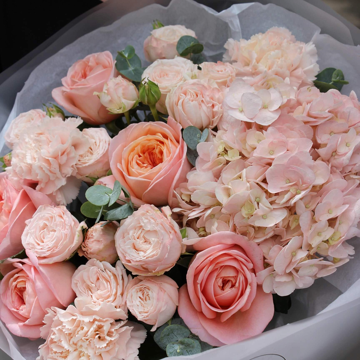 Сборный букет "Зефир"