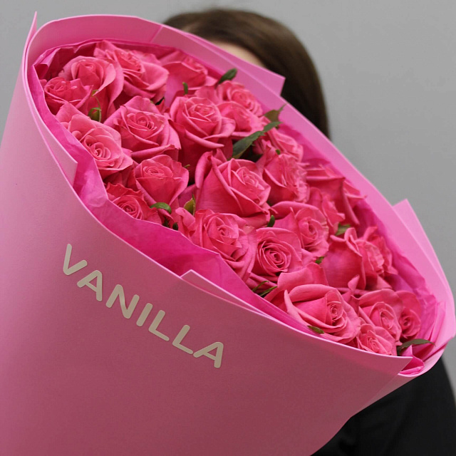 Букет из роз 60 см: Букет из 25 роз Кис Ми Кейт 60 см