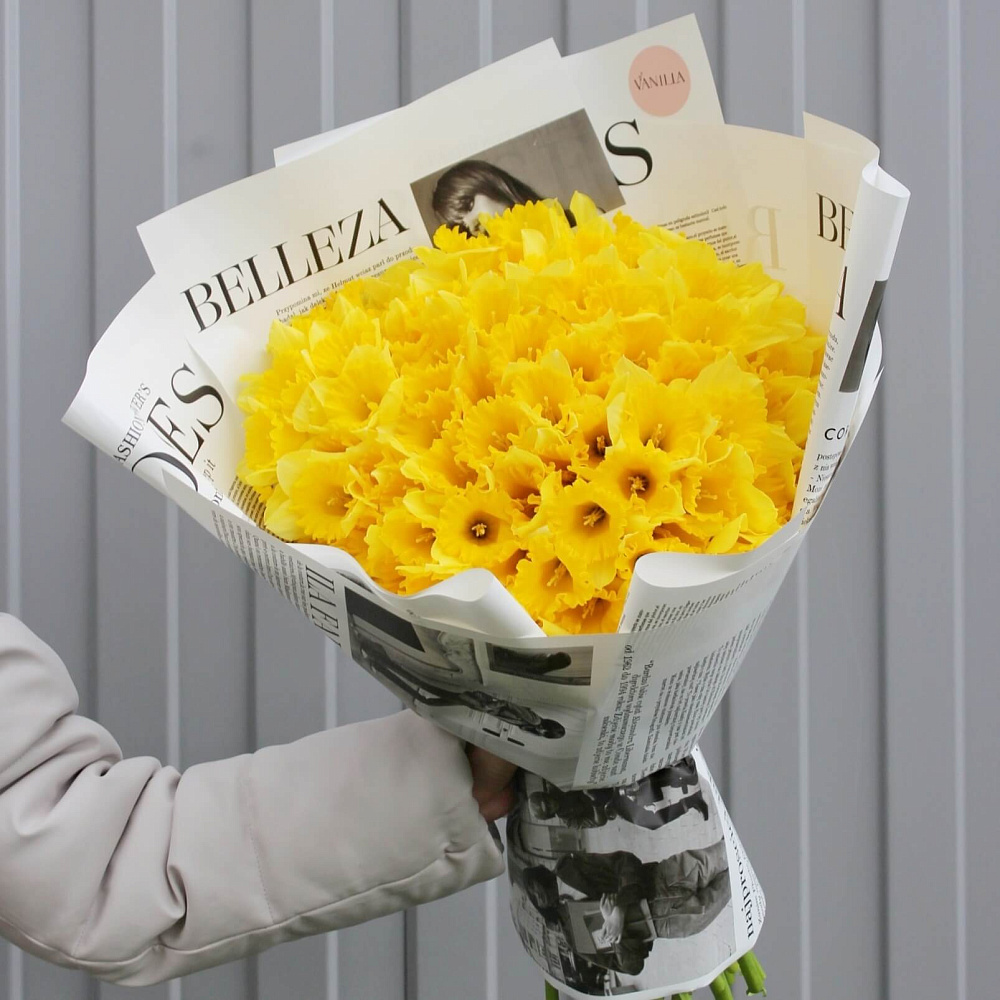 Букет из 101 нарцисса 