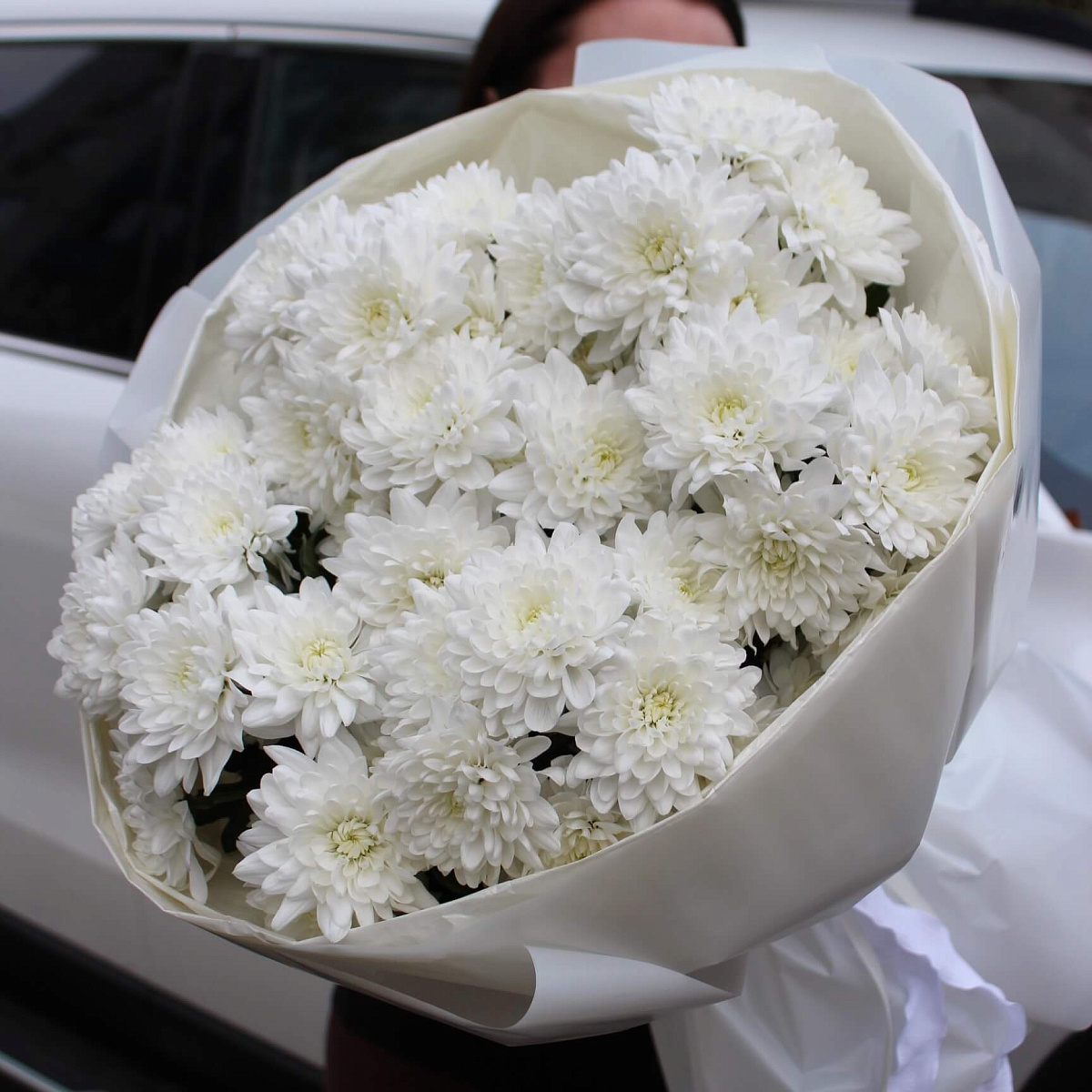 Букет из 7 веток хризантемы Балтика