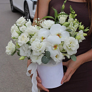 шляпная коробка "цвети, люби, мечтай"