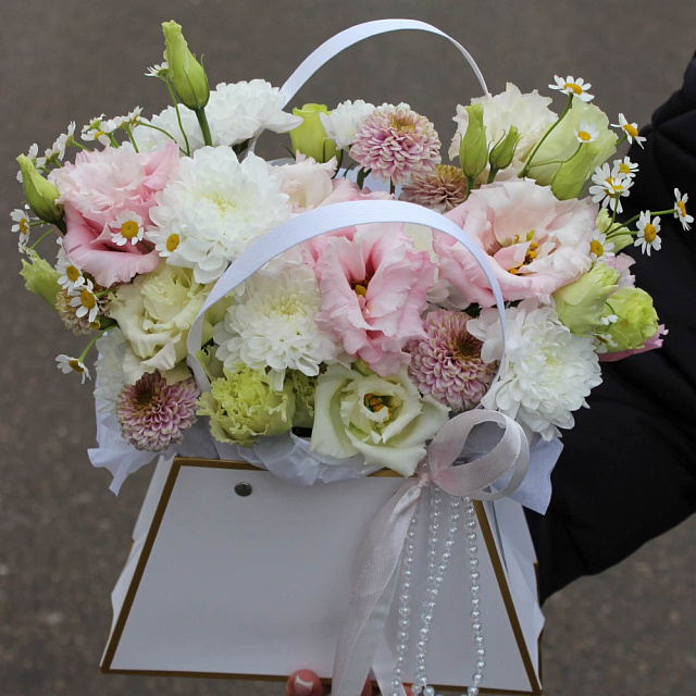 Сумочка с цветами - изображение 2