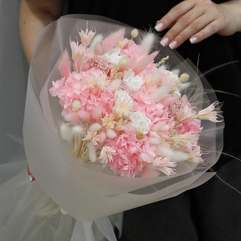 Цветы на праздник: Букет с сухоцветами "Ванилла"