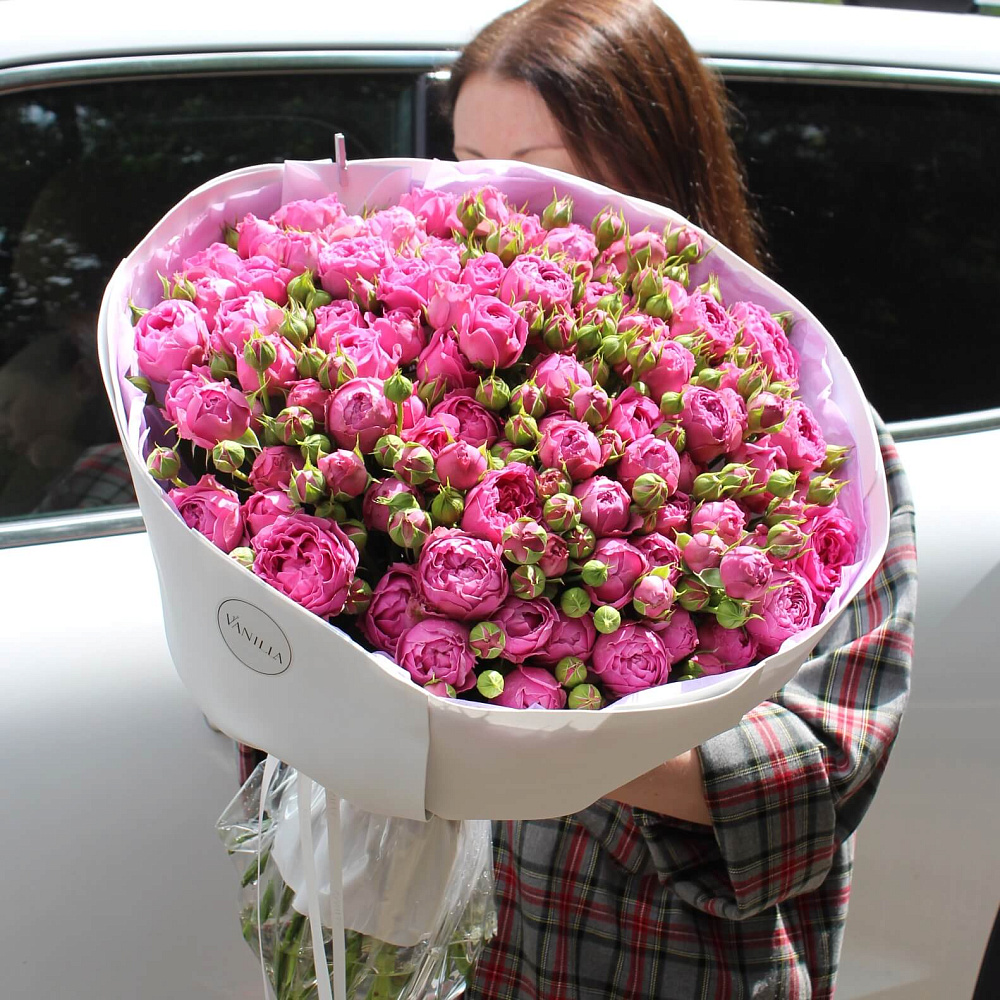 35 кустовых роз