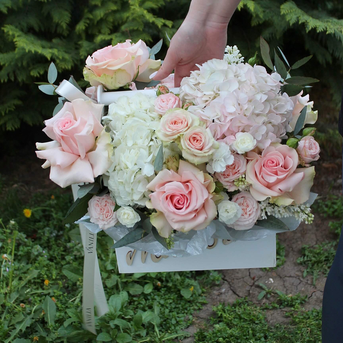 Ящик микс с цветами для Мамы