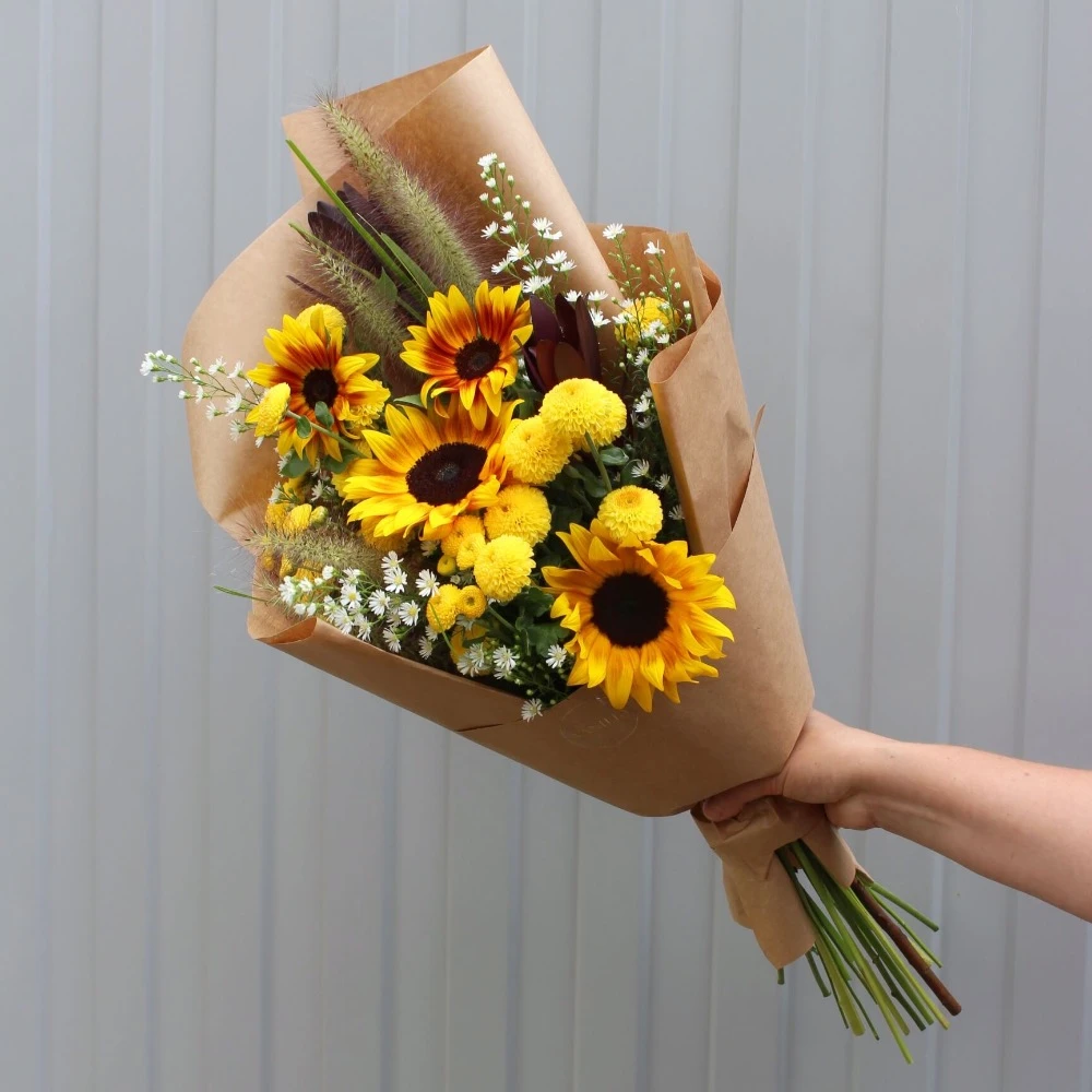 Купить Яркий полевой букет микс из цветов в Краснодаре от Vanilla