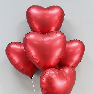 Набор из 5 шаров " Красные сердца"