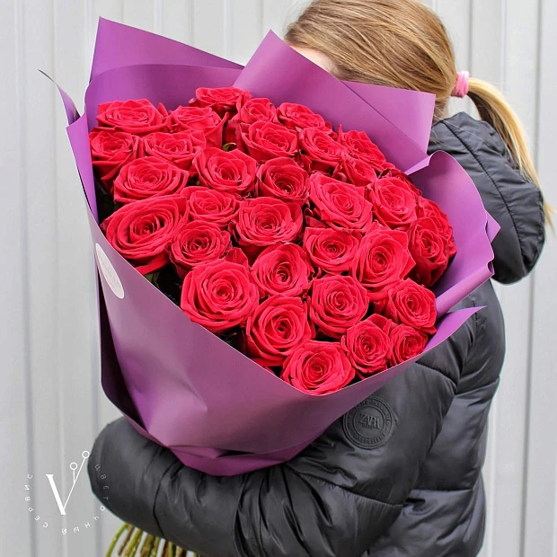 33 красные розы 60 см